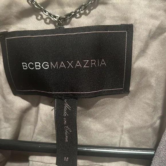 Beautiful BCBG MAXAZRIA Vest!!! LIKE NEW! - Picture 3 of 6